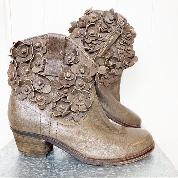 Anthropologie Shoes - Anthropologie sheridan | mia Saffron bootie olive